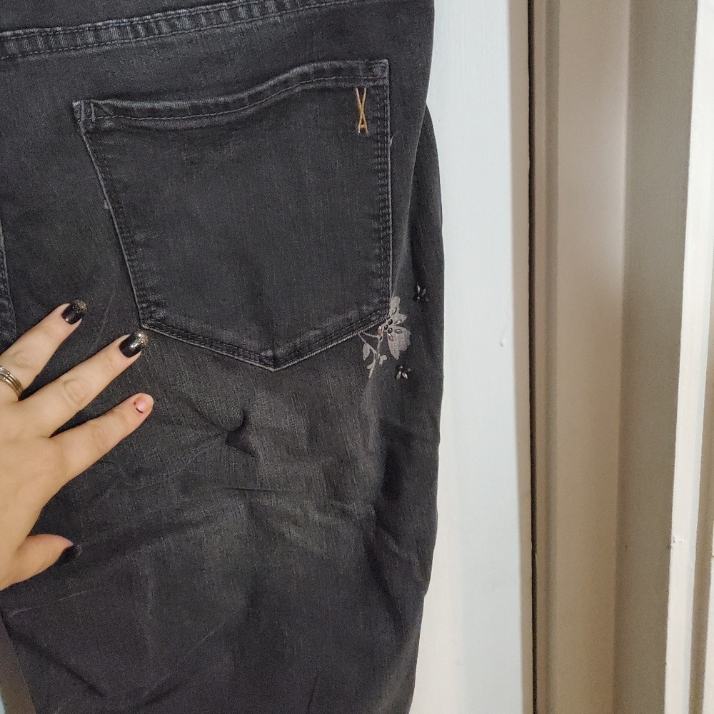 Faded jeans - Picture 3 of 4